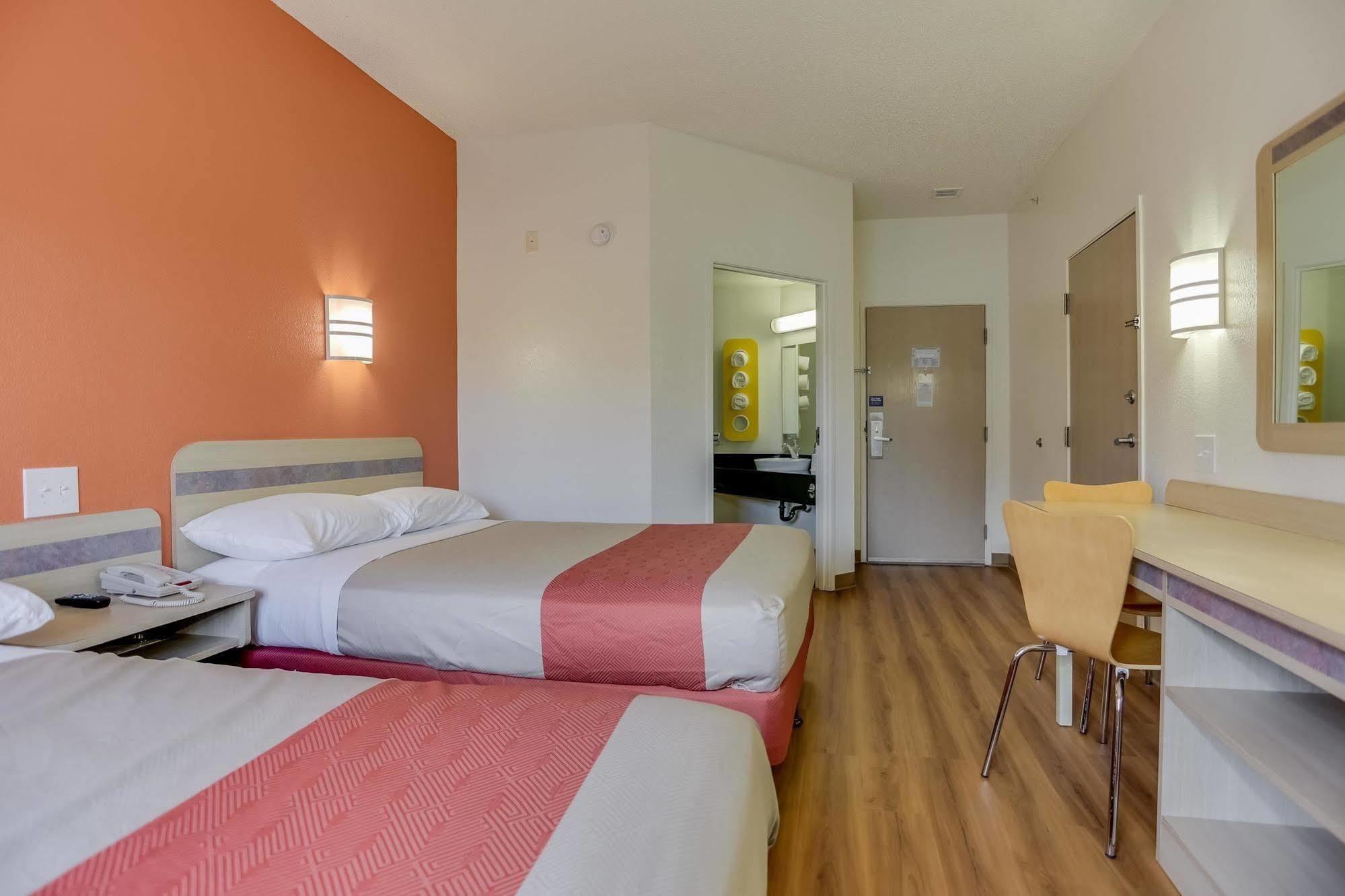 Motel 6 Houston, Tx Exterior photo